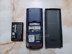 নোকিয়া ১০৬ কালো