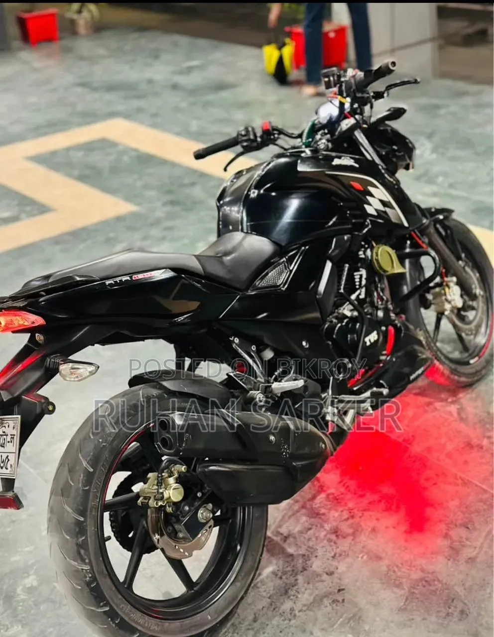 TVS Apache 160 4V 2021 Black