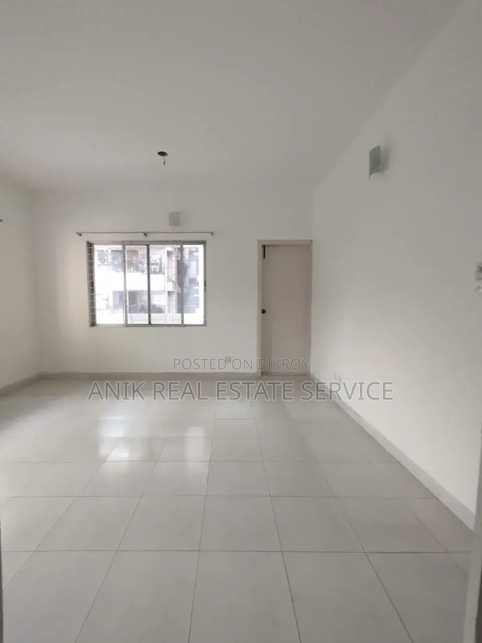 3bdrm Apartment in Anik Real Estate, Gulshan for rent