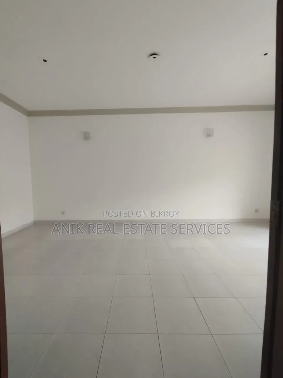 3bdrm Apartment in Anik Real Estate, Gulshan for rent