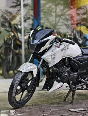 TVS Apache RTR 160 2V 2016 White