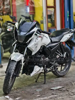 TVS Apache RTR 160 2V 2016 White