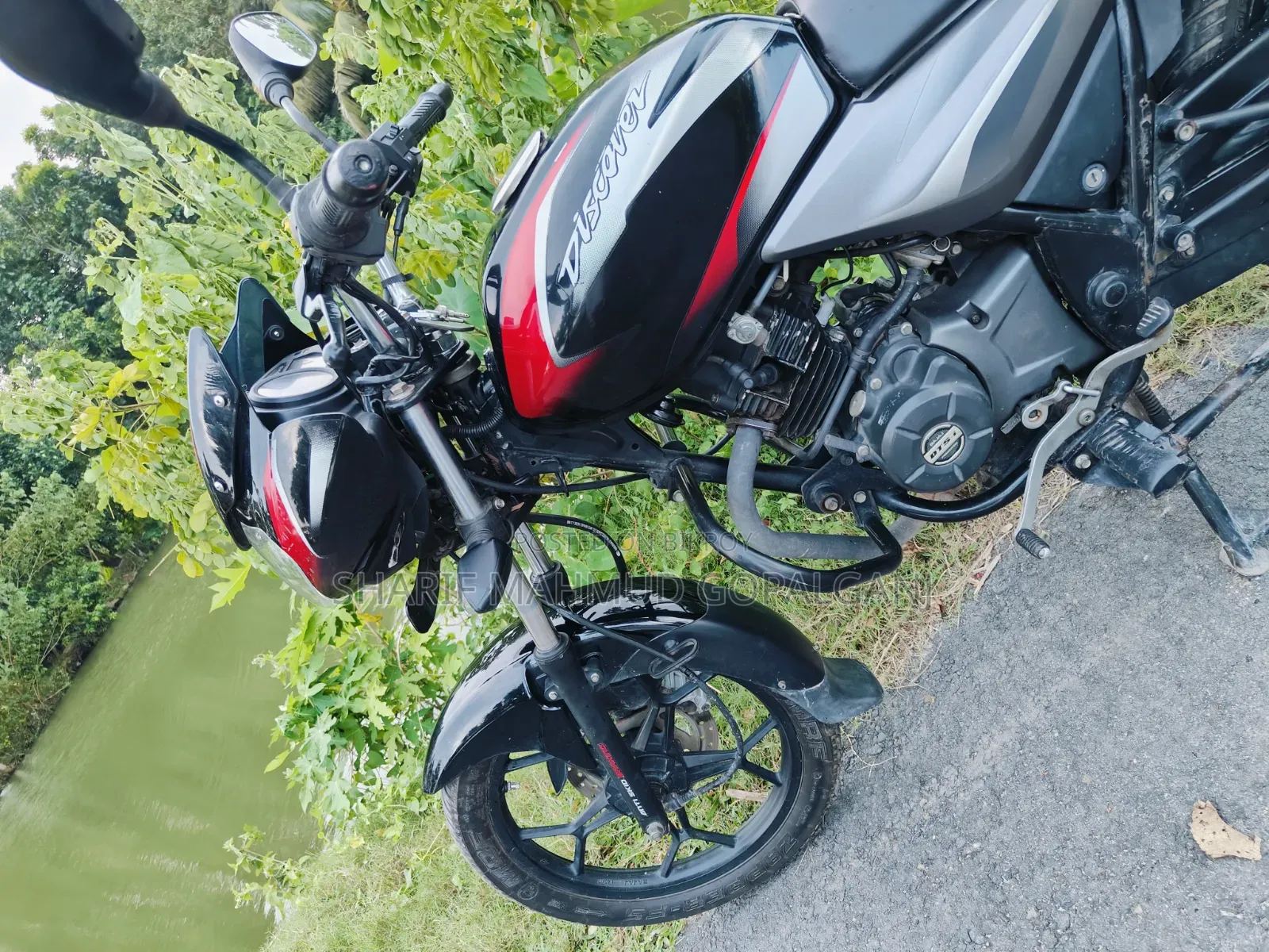 Bajaj Discover 125 2020 Black