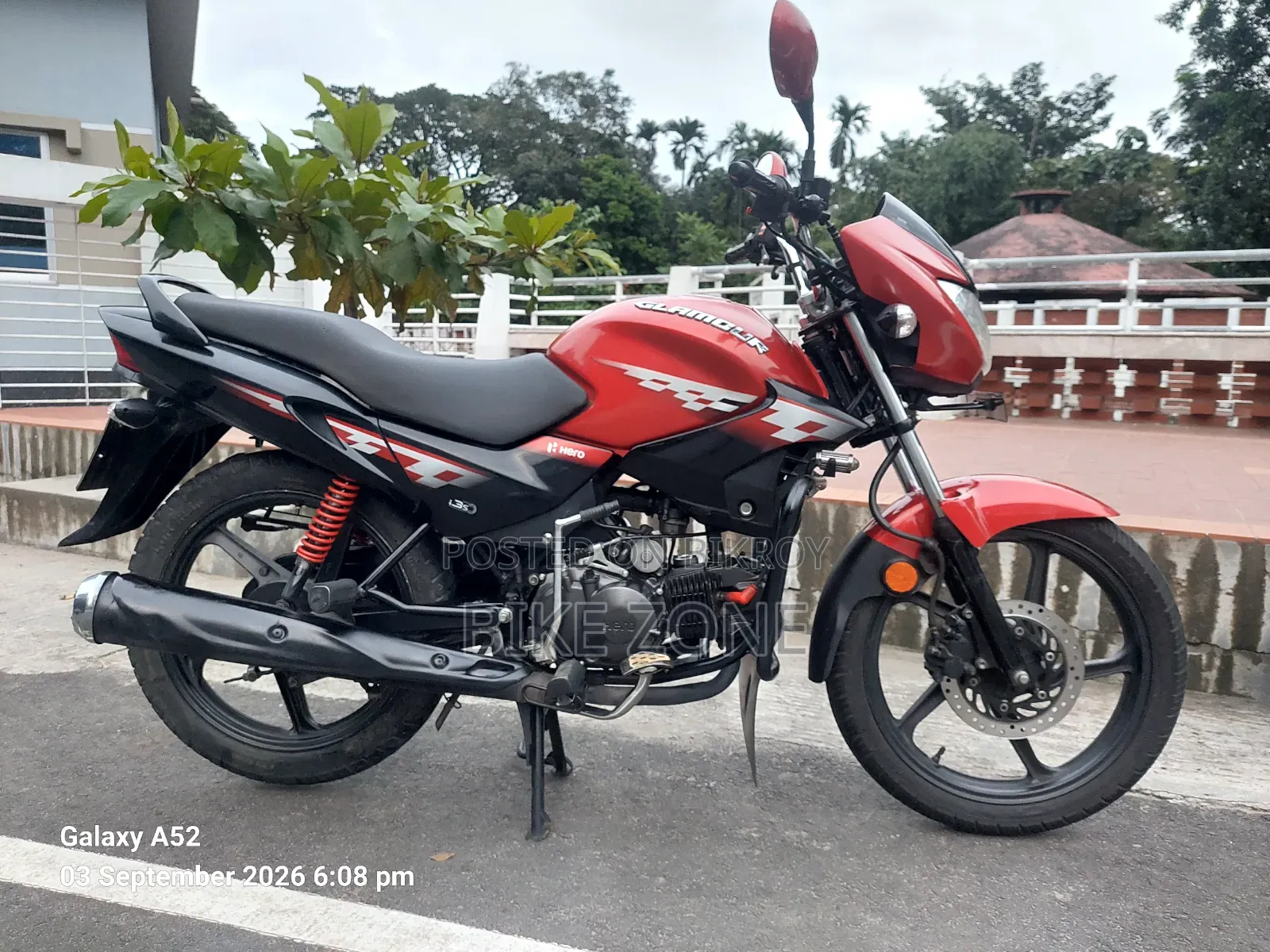 Hero Glamour 2024 Red