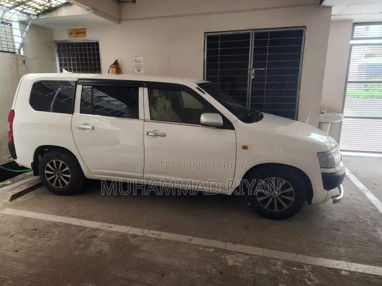 Toyota Probox 2004 White