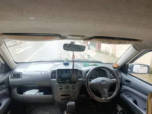 Toyota Probox 2004 White