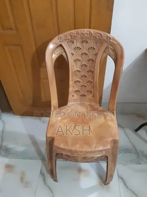 চেয়ার  বিক্রি হবে