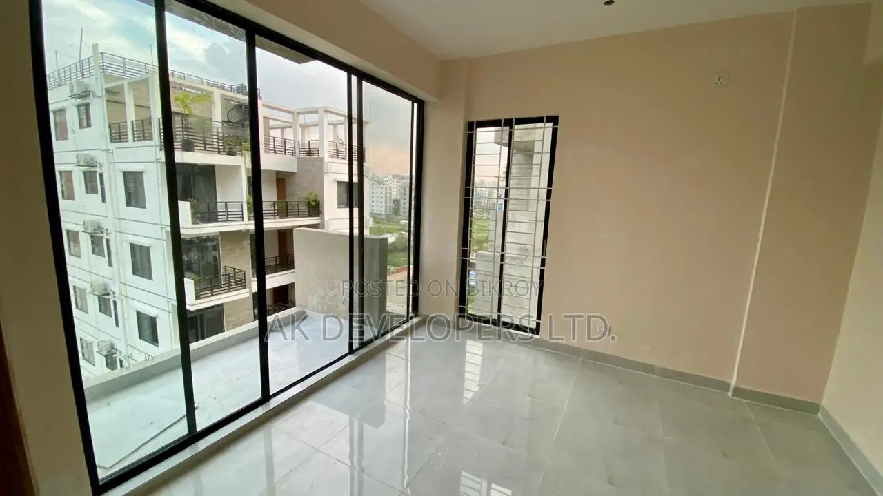 3bdrm Apartment in Sukoon, Basundhara for sale