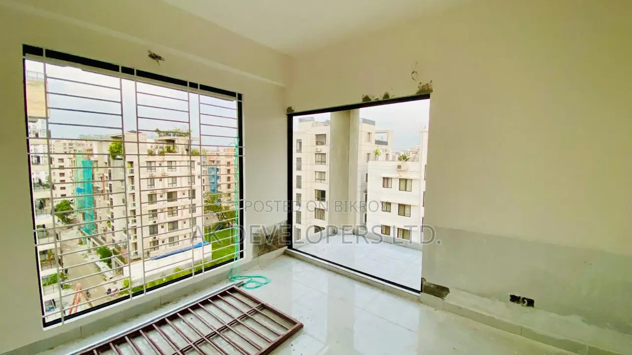 3bdrm Apartment in Sukoon, Basundhara for sale