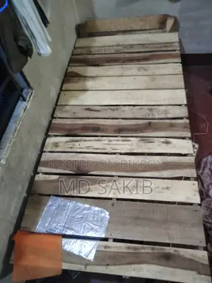 একটি সিংগেল চকি বিক্র‍য় হবে।
