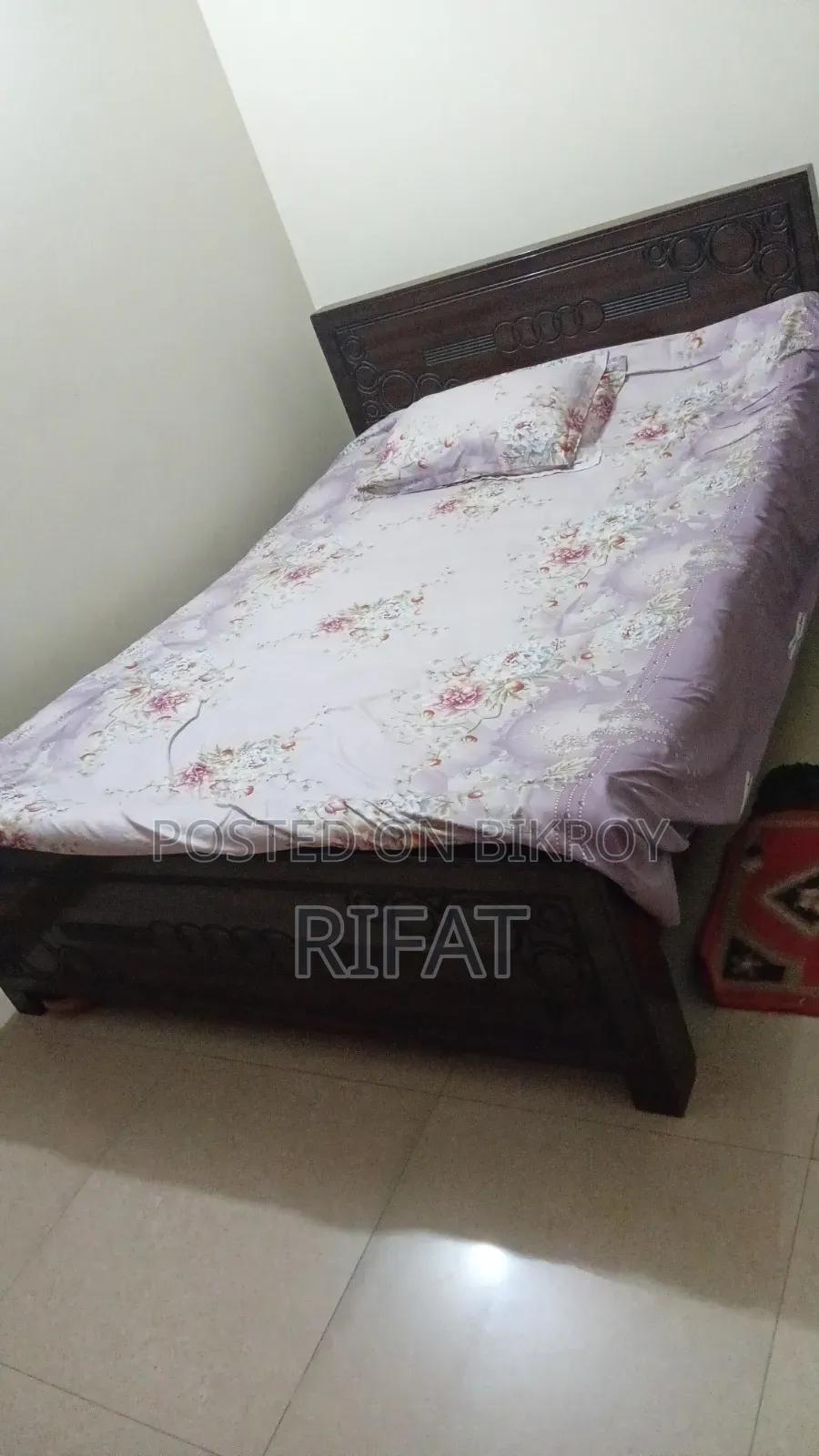 Queenbed With Jajim