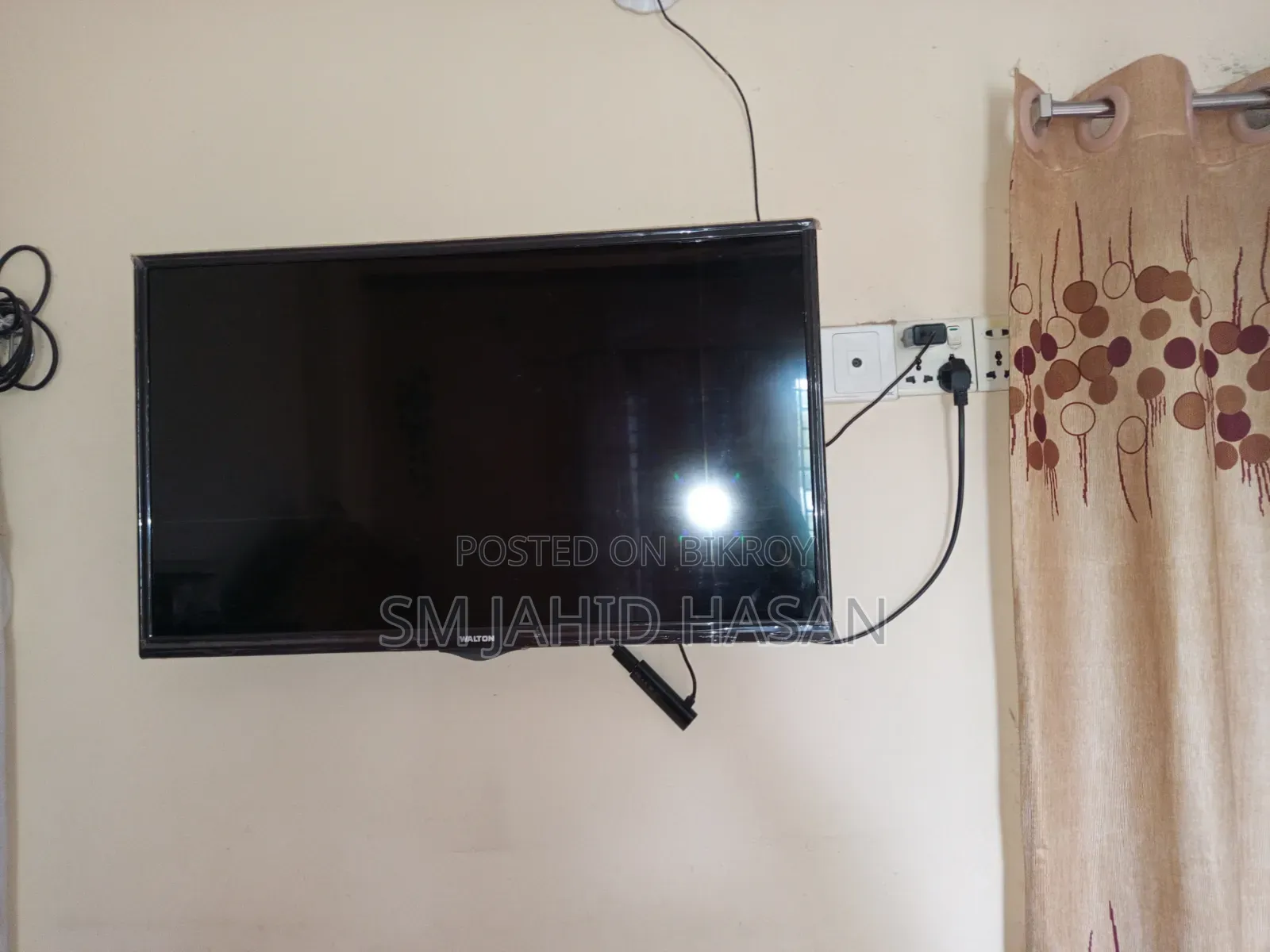 Walton 32" TV With Mi TV Stick