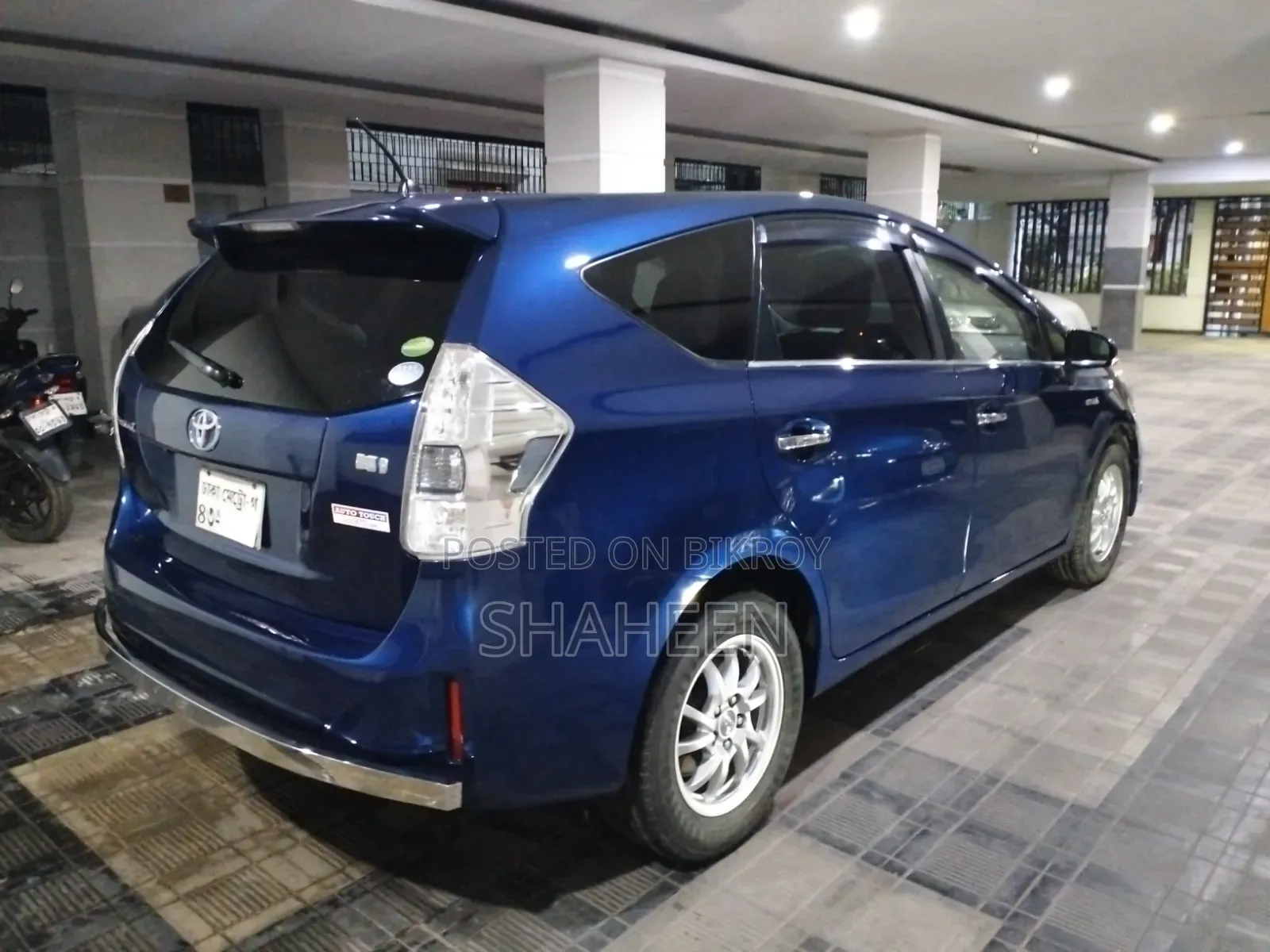 Toyota Prius 2014 Blue