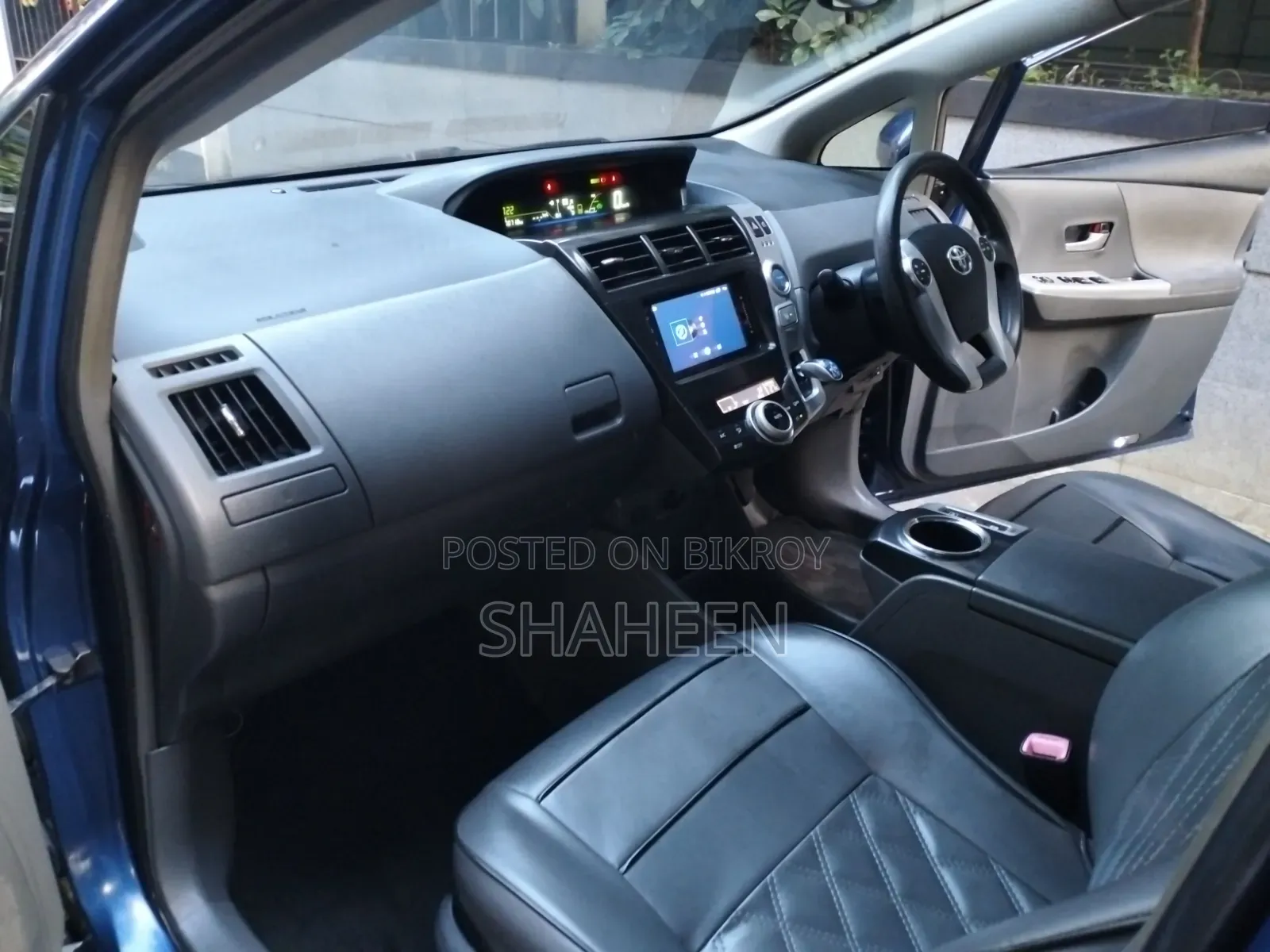 Toyota Prius 2014 Blue