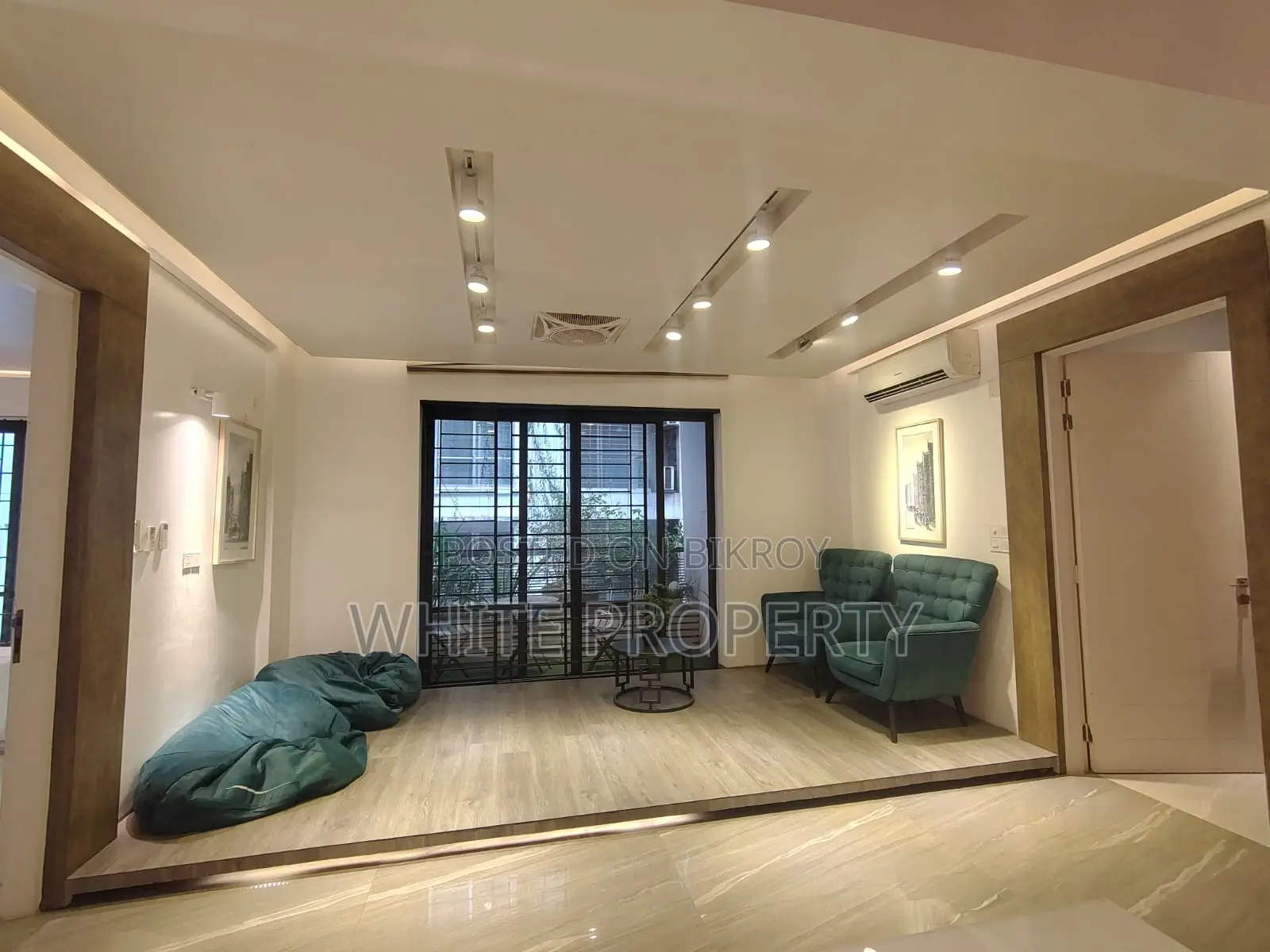 Furnished 3bdrm Apartment in White Property, Gulshan for rent