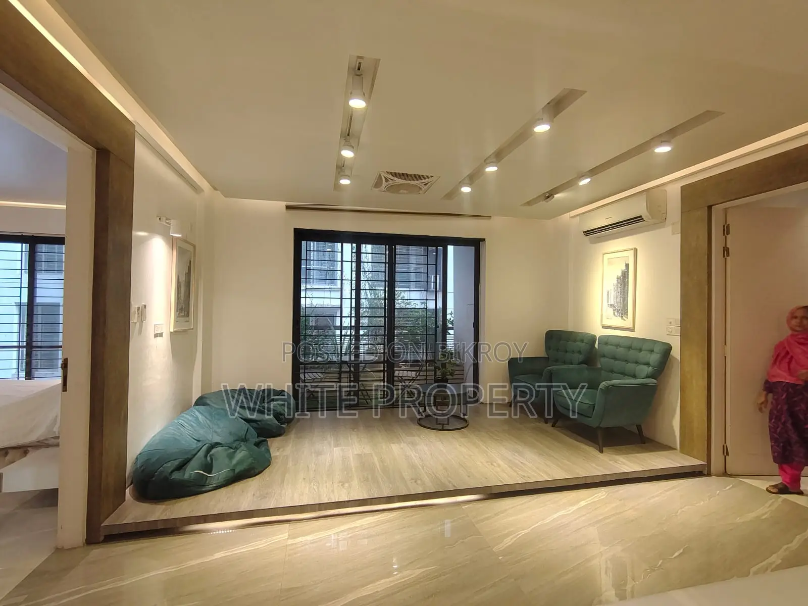 Furnished 3bdrm Apartment in White Property, Gulshan for rent
