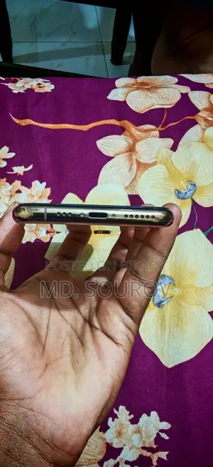 Apple iPhone XS 64 GB Gold