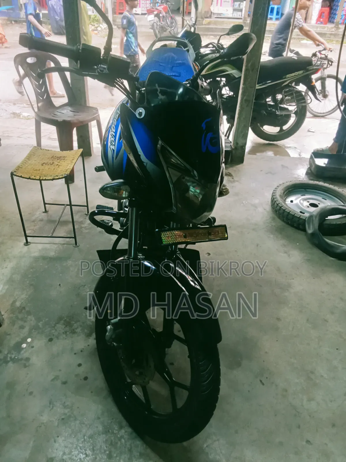 Bajaj 2014 Blue
