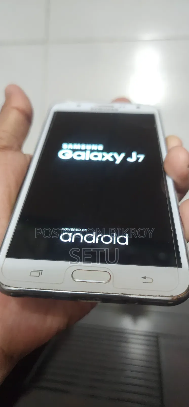 Samsung Galaxy J7 16 GB White