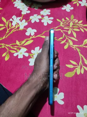 Infinix Hot 30 128 GB Graphite