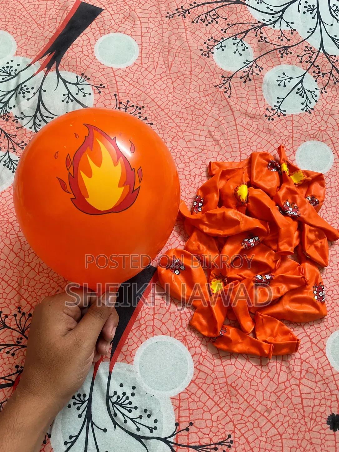 বেলুন বিক্রি করবো
