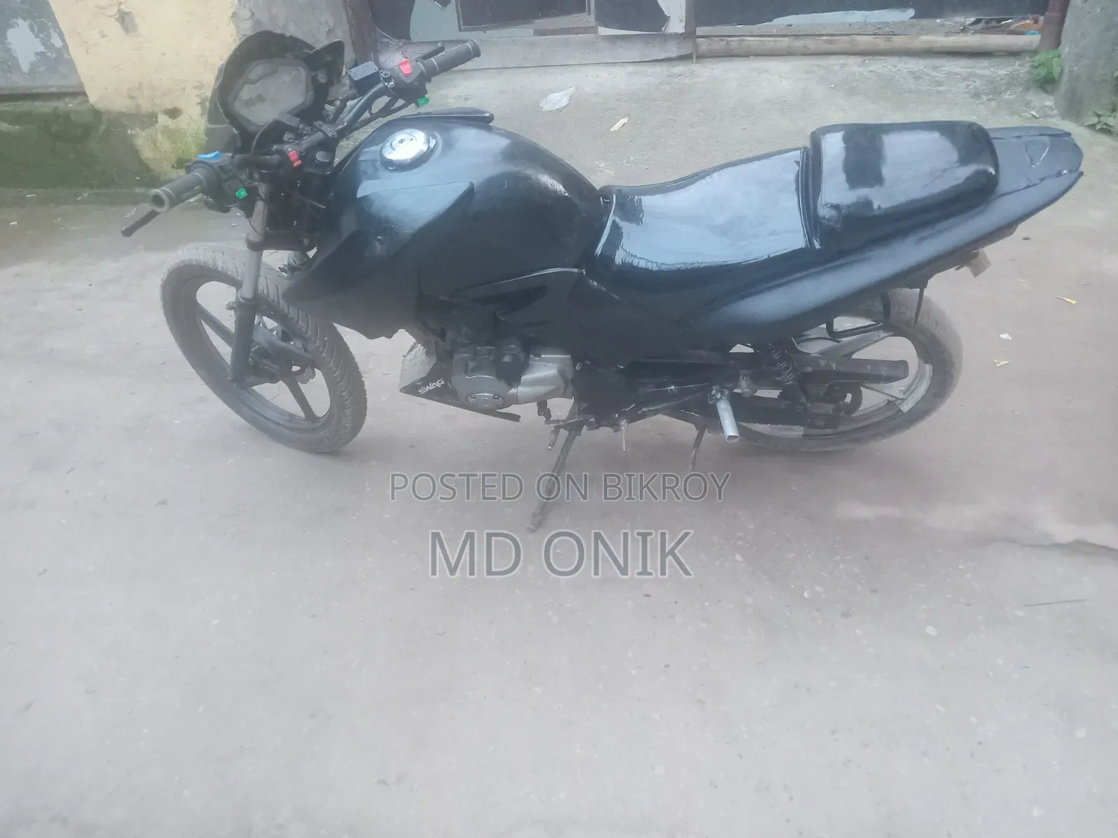 Runner XTREET 150 2023 Black