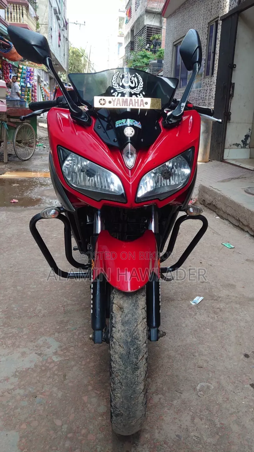 Yamaha Fazer V2 2022 Red