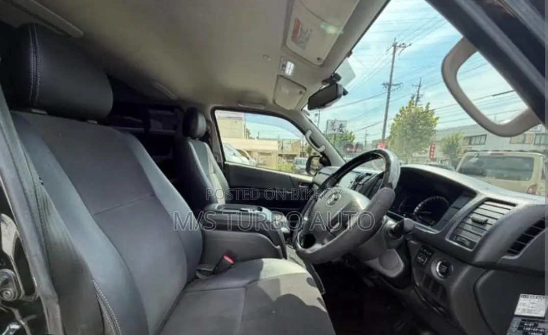 Toyota HiAce 2021 Grey
