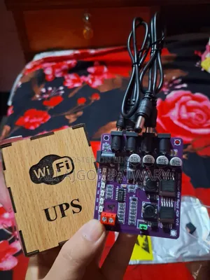 Router Mini UPS Circuit