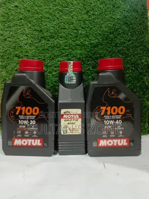 Motul Engine Oil