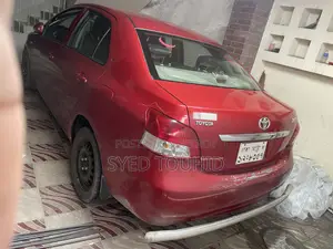 Toyota Yaris 2008 Red