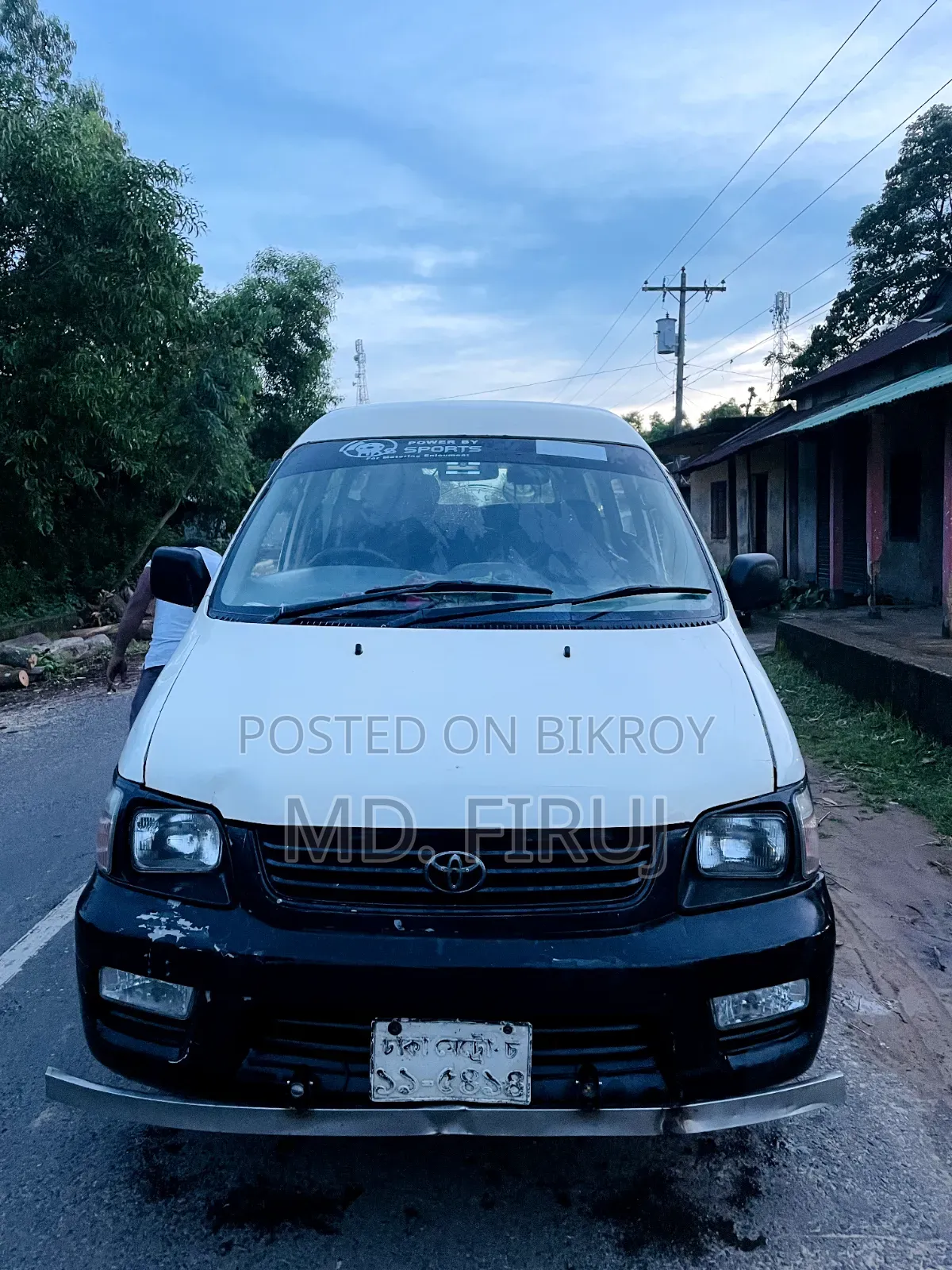 Toyota Noah 2005 White