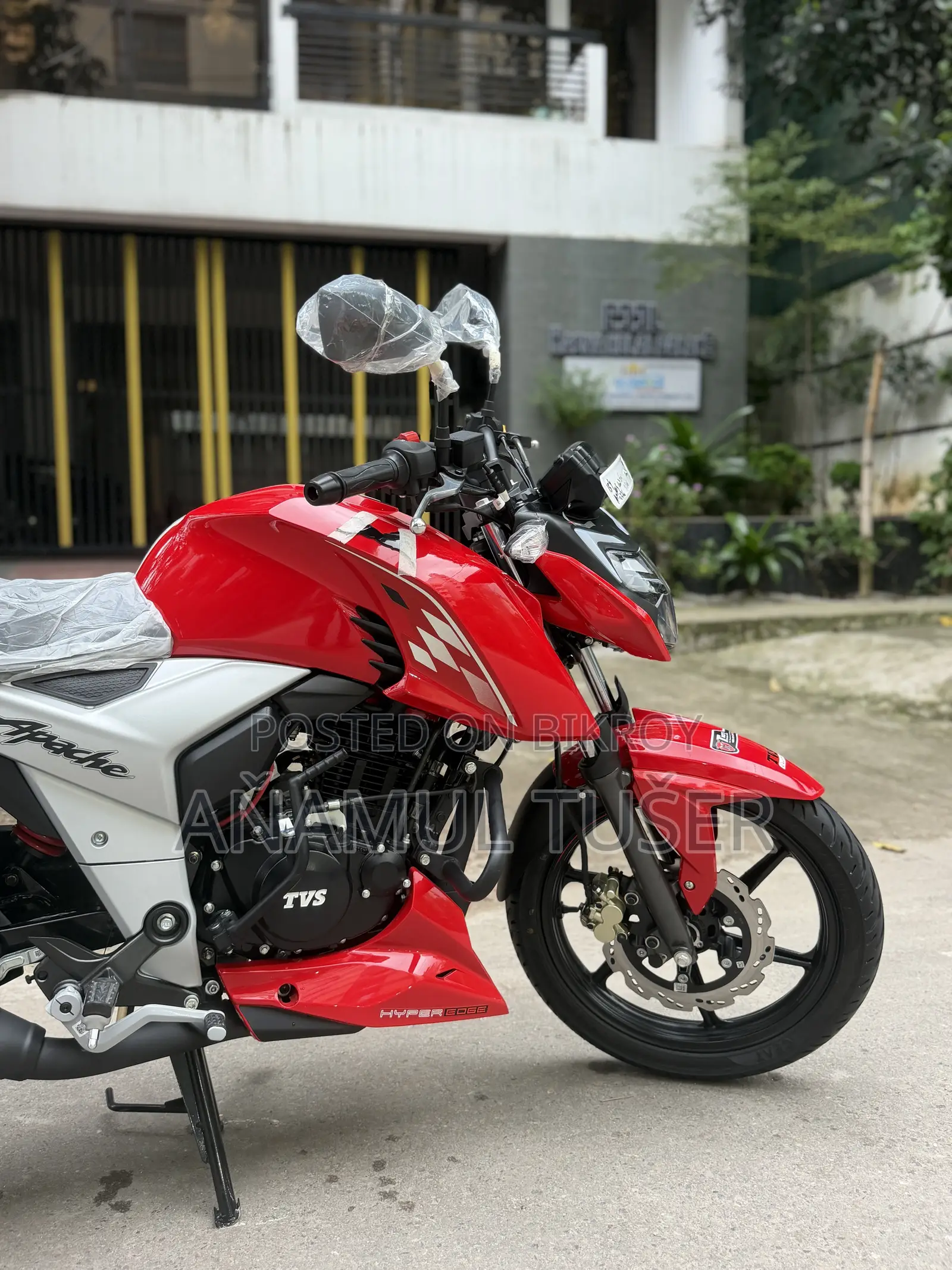 New TVS Apache RTR 160 4V 2026 Red
