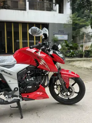 New TVS Apache RTR 160 4V 2026 Red
