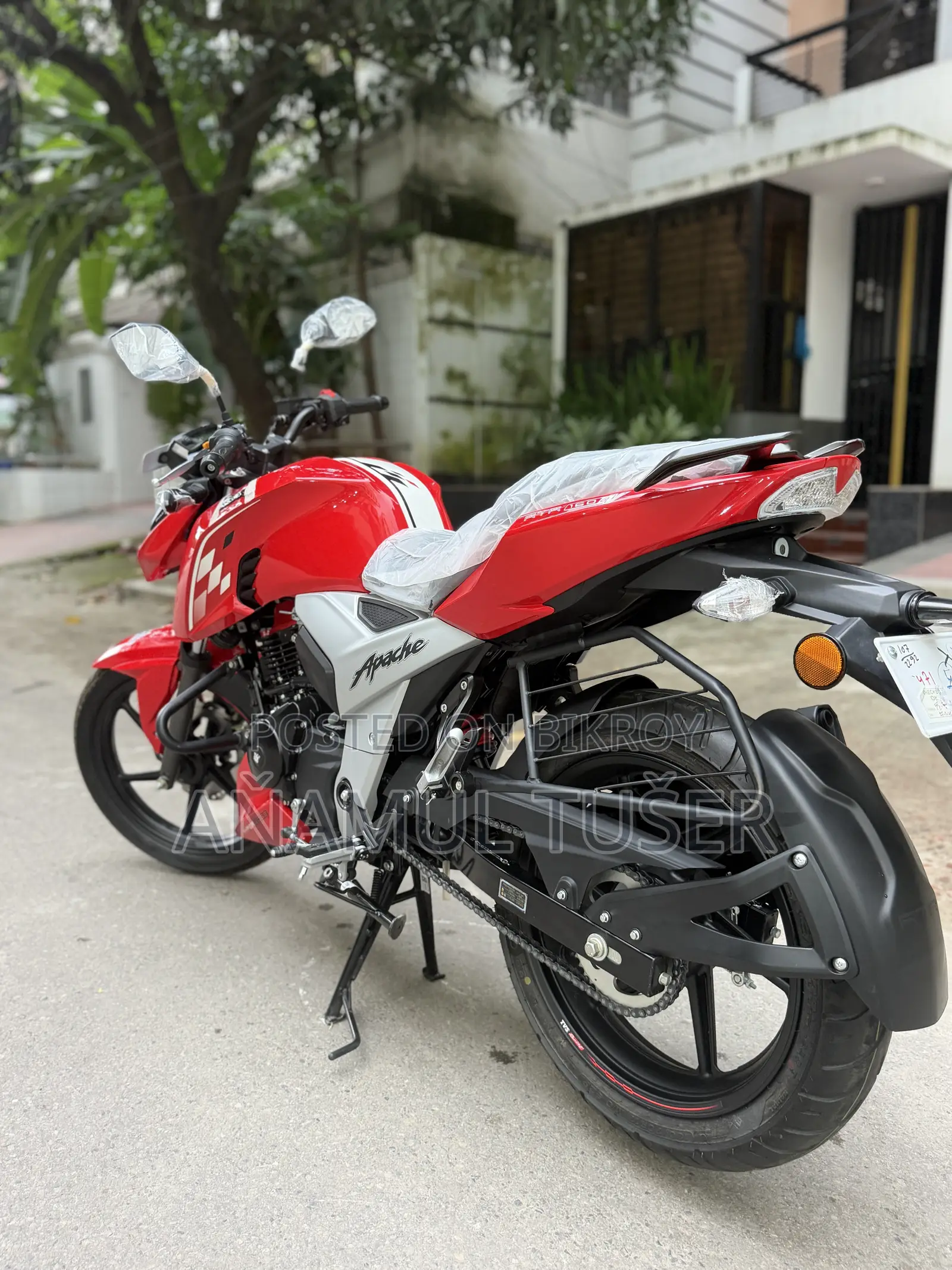 New TVS Apache RTR 160 4V 2026 Red