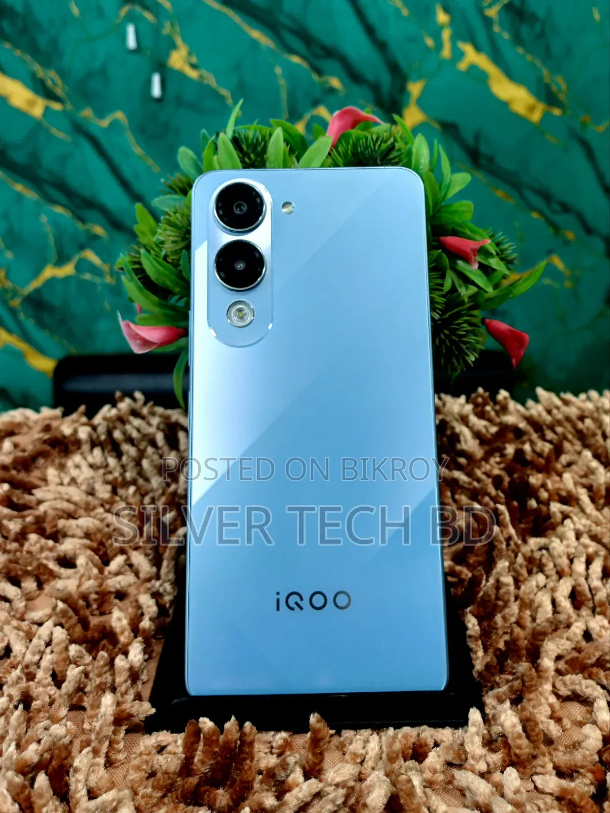 iQOO 128 GB Blue