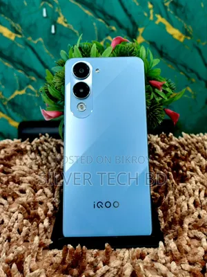 iQOO 128 GB Blue