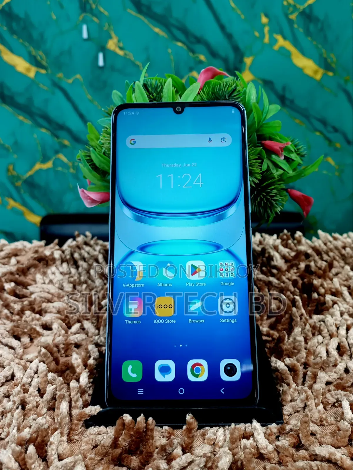 iQOO 128 GB Blue