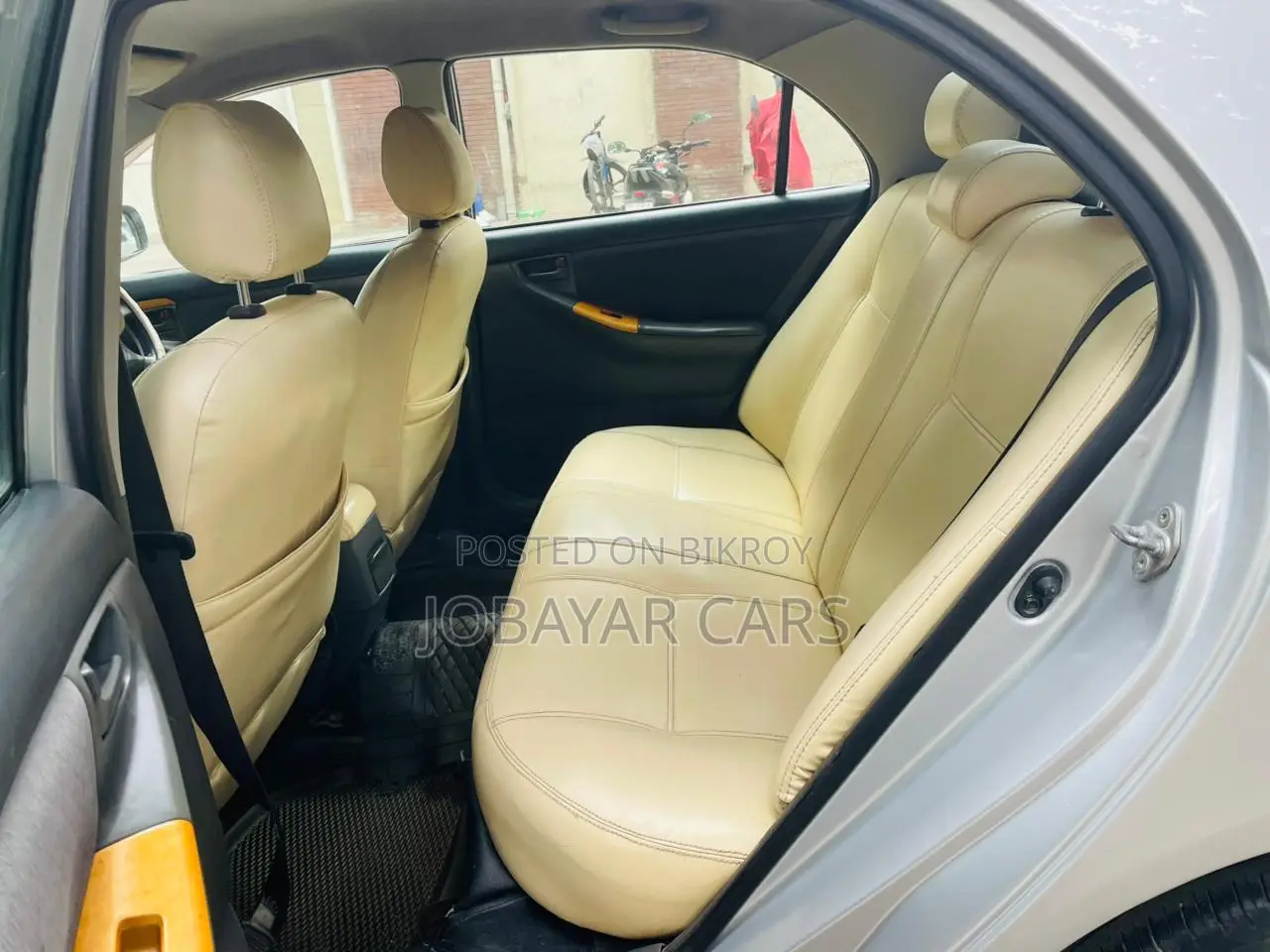 New Toyota Corolla 2004 Silver