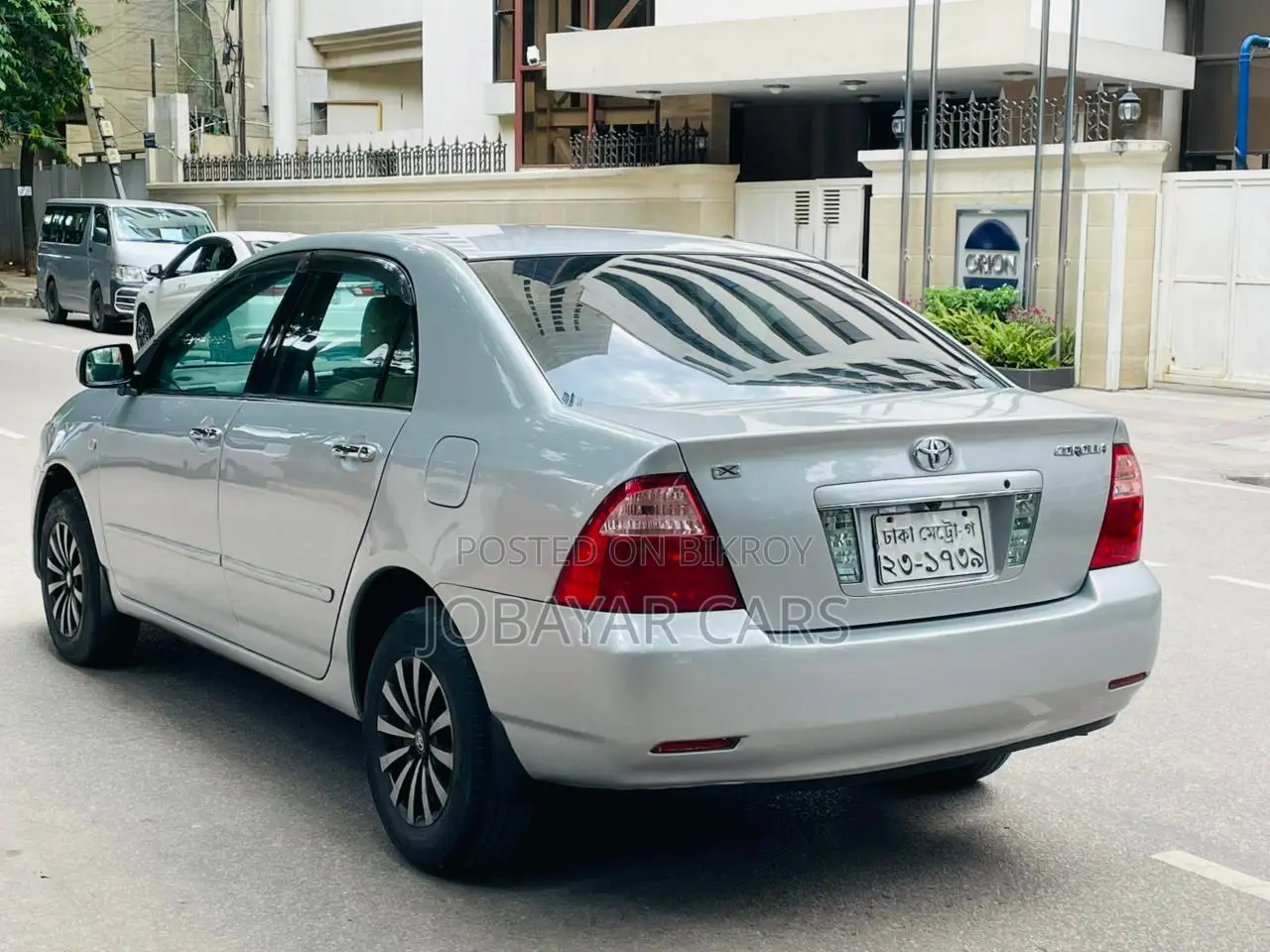 New Toyota Corolla 2004 Silver