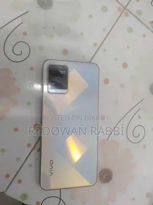 Vivo Y21 64 GB White