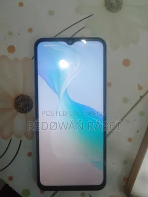 Vivo Y21 64 GB White