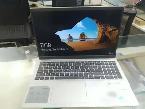 Laptop Dell Inspiron 15 3511 4GB Intel Core i3 SSD 1T