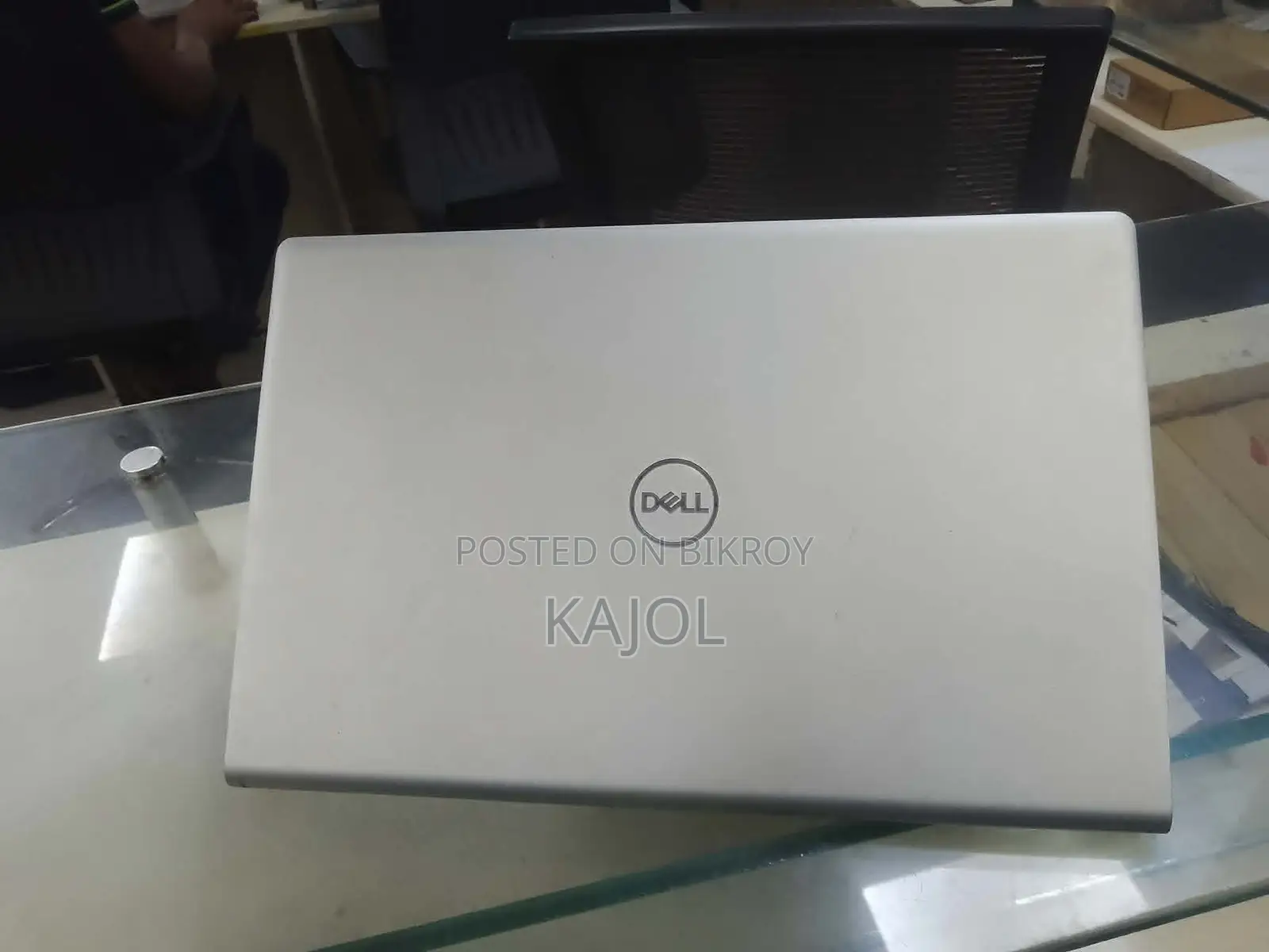 Laptop Dell Inspiron 15 3511 4GB Intel Core i3 SSD 1T