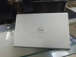 Laptop Dell Inspiron 15 3511 4GB Intel Core i3 SSD 1T