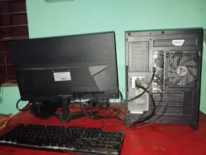 Desktop Computer 8GB Intel Core i5 SSD 128GB