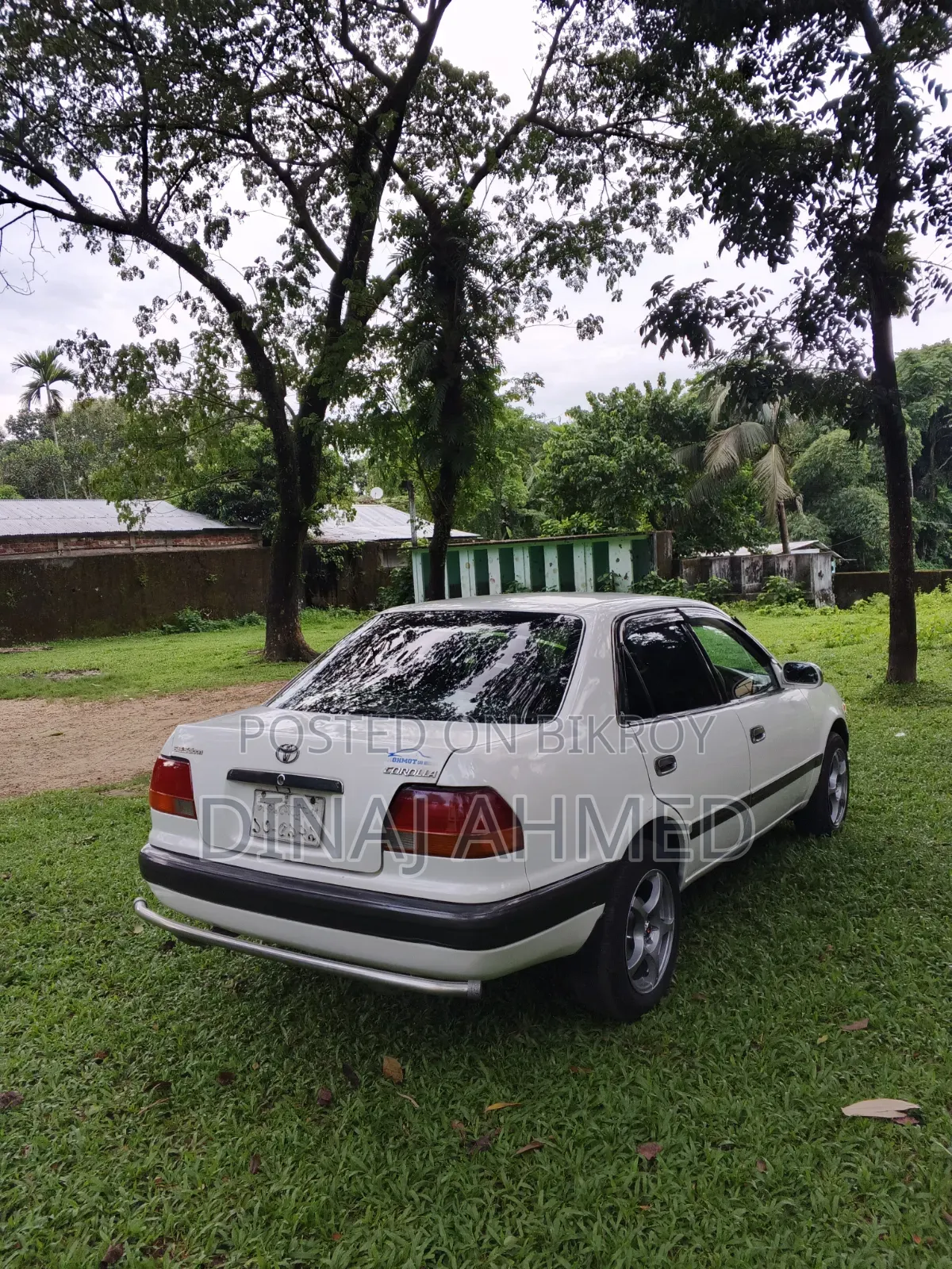 Toyota Corolla Automatic 1995 White