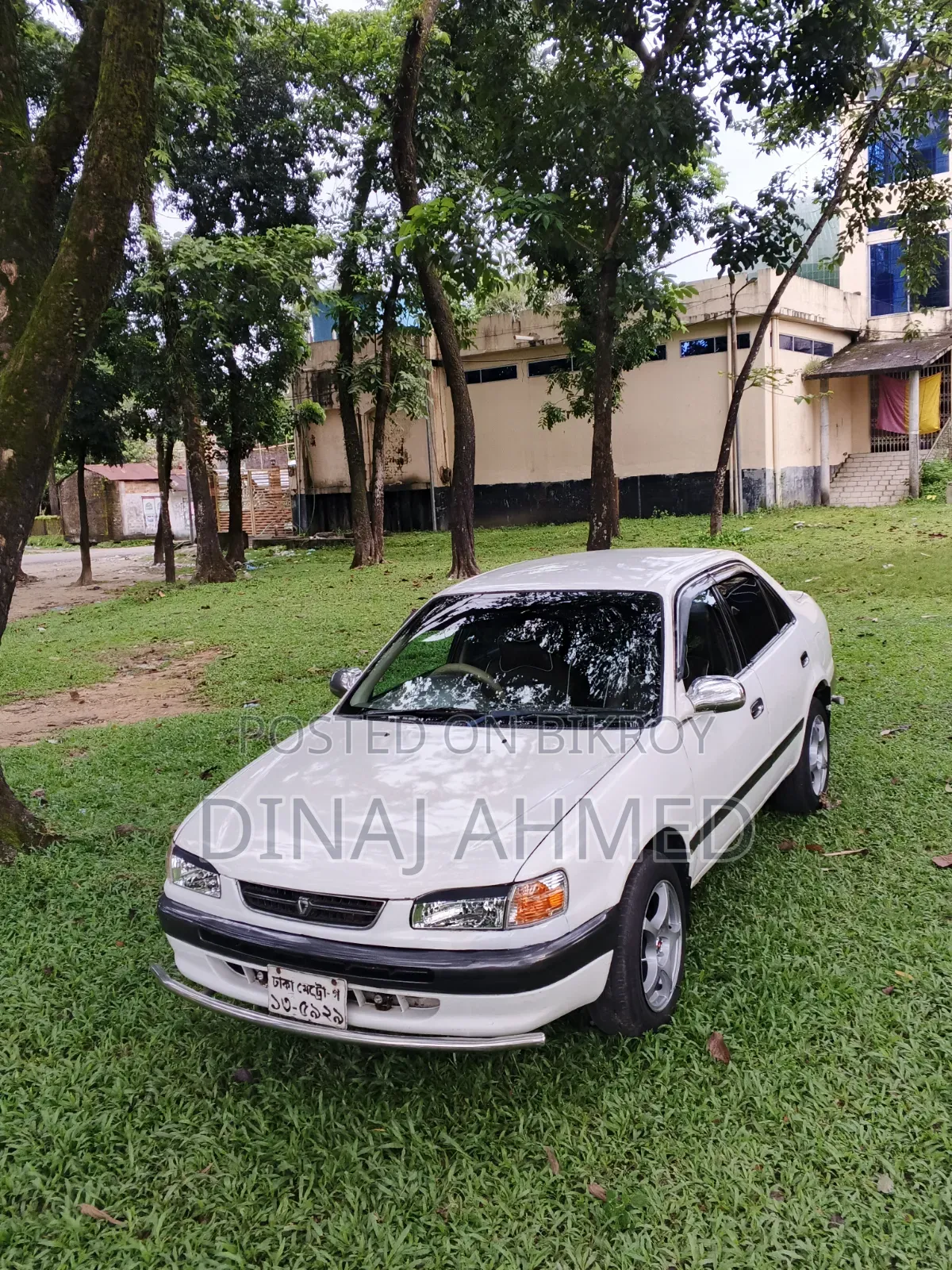 Toyota Corolla Automatic 1995 White