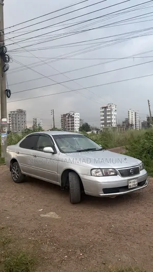 Nissan Sunny 2003 Silver