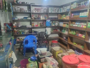 মুদি দোকান ফুলসেট আপ ফ্রিজ ডেকোরেশন এবং মালামাল সহ বিক্রি করা হবে।